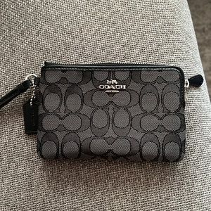 Coach Wrist Wallet